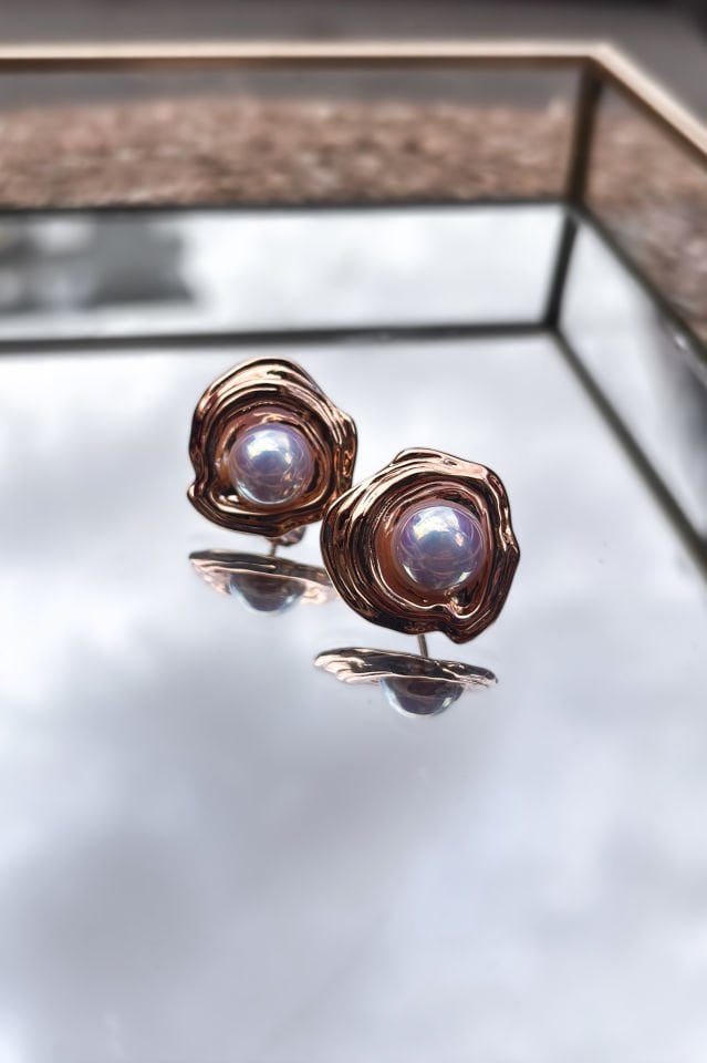 Modern İnci Taş Detaylı Rose Rengi İğne Küpe
