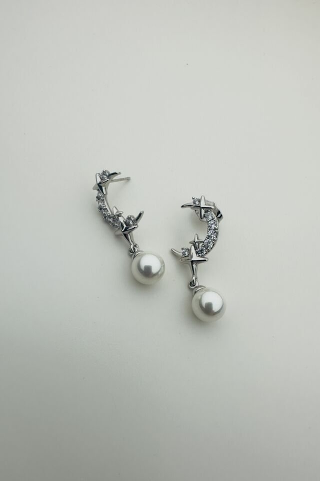 LvLv XP Gümüş Rengi Ay ve Yıldız  Desenli İnci Detaylı İğne Küpe