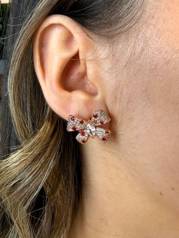 LvLv XP Rose Rengi Kırmızı Puantieli Büyük Taş Detaylı Zirkon Taşlı İğne Küpe