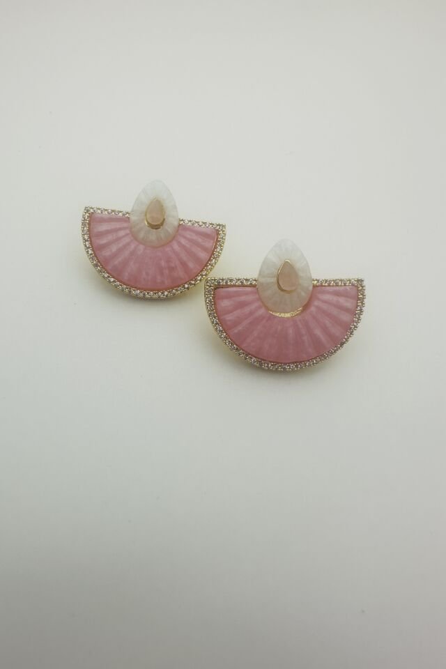 LvLv Gold Rengi Zirkon Taşlı Pembe-Beyaz Mineli Yelpaze Model İğne Küpe