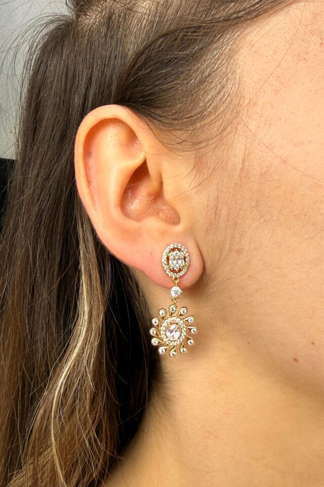 LvLv XP Gold Rengi Baget Taşlı Spiral Model  Sallantılı İğne  Küpe