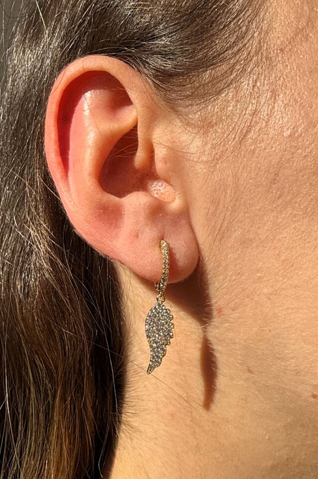 LvLv Gold Rengi Zirkon Taşlı Kanat Model Sallantılı Halka Küpe