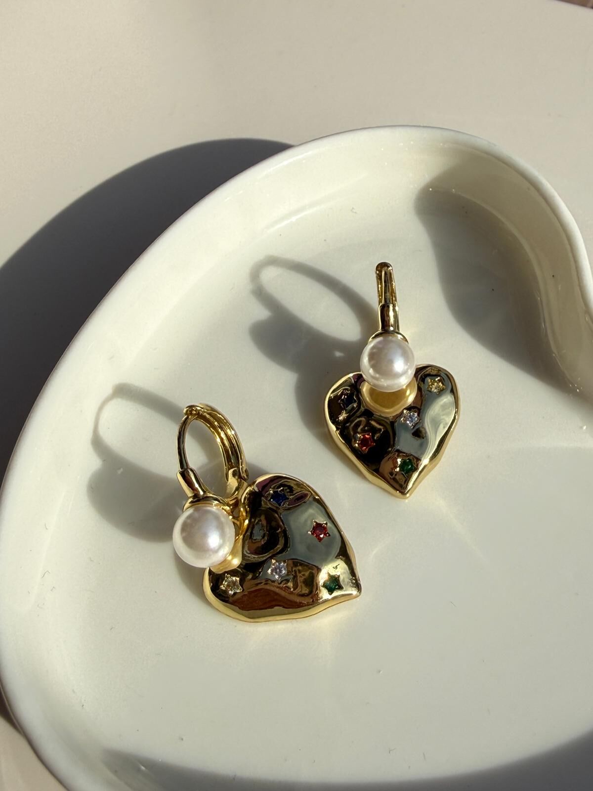 LvLv XP Gold Rengi Renkli Yıldız Detaylı İncili Sallantılı Halka Küpe