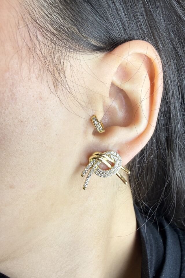 LvLv XP Gold Rengi Düğüm Model Zirkon  Taşlı İğne Küpe